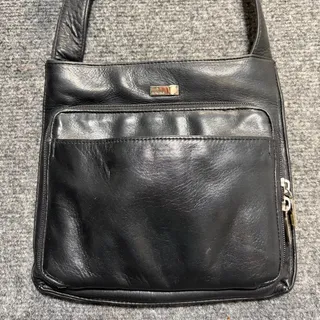 Photo of Perlina Vintage Black Leather Multi Pocket Crossbody Messenger Bag Purse 90s