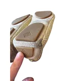 Listing Photo Thumb #5