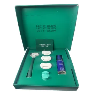 Photo of Flamingo Holiday Razor Kit-4 Cartridges, Stand & Shave Oil-Avocado Coconut Argan