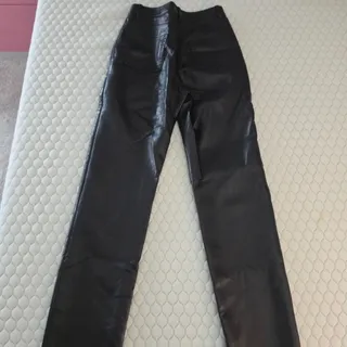 Photo of Wilfred Aritzia Faux Leather Straight Leg Pants Black Size 4