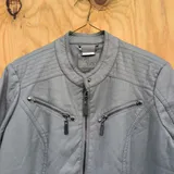 Listing Photo Thumb #2