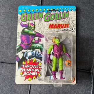 Photo of Marvel Super Heroes Captain America Action Figure - Vintage 1990 Toy Biz SEALED