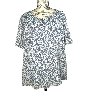 Photo of West Kei (L) Animal Pebble Print Keyhole Back Short Sleeve Chiffon Blouse
