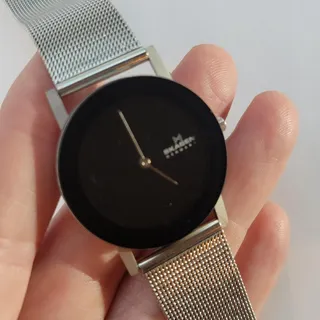 Photo of Vintage Skagen 39LSSB Womens Watch Silver Case Black Dial Stainless Mesh Band