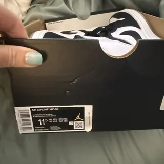 Photo of Size 11.5 - Jordan 1 Mid SE Diamond Shorts