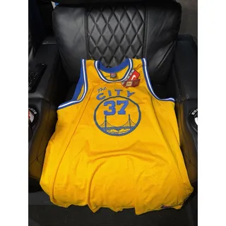 Photo of Vintage 2001 Nike Golden State Warriors Nick Van Exel City Edition Jersey 4XL