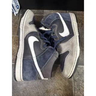 Photo of Size 13 - Nike Dunk Pro SB High Un-Futuras