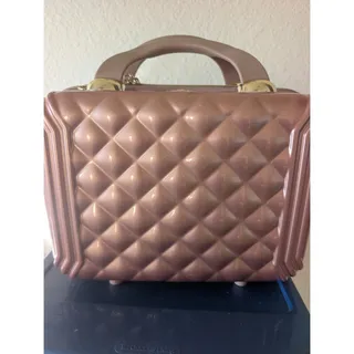 Photo of Triforce Elite performance Travelwear Hardside Beauty Pink W. Gold w/ Mirror