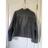 Listing Photo Thumb #3