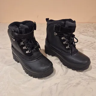 Photo of Lands End Black 8" Waterproof Insulated Winter Snow Boots Size 9M
