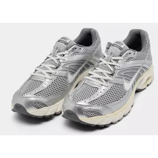 Photo of Nike Air Max Moto 2K Men’s Size 9.5 Light Smoke Grey Sail Cool Grey IQ7592-077